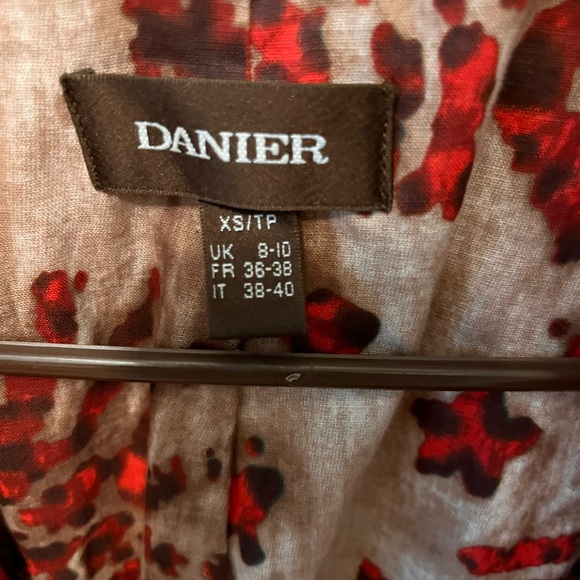 Danier jacket in red leather, barely worn (1-3 times). - Picture 5 of 6